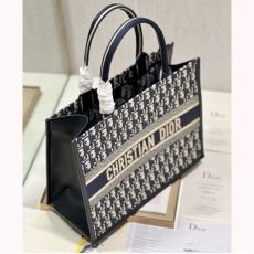 Christian Dior Shopping Bags